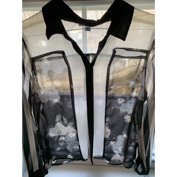 Sheer Floral Blouse - Picture 4 of 4